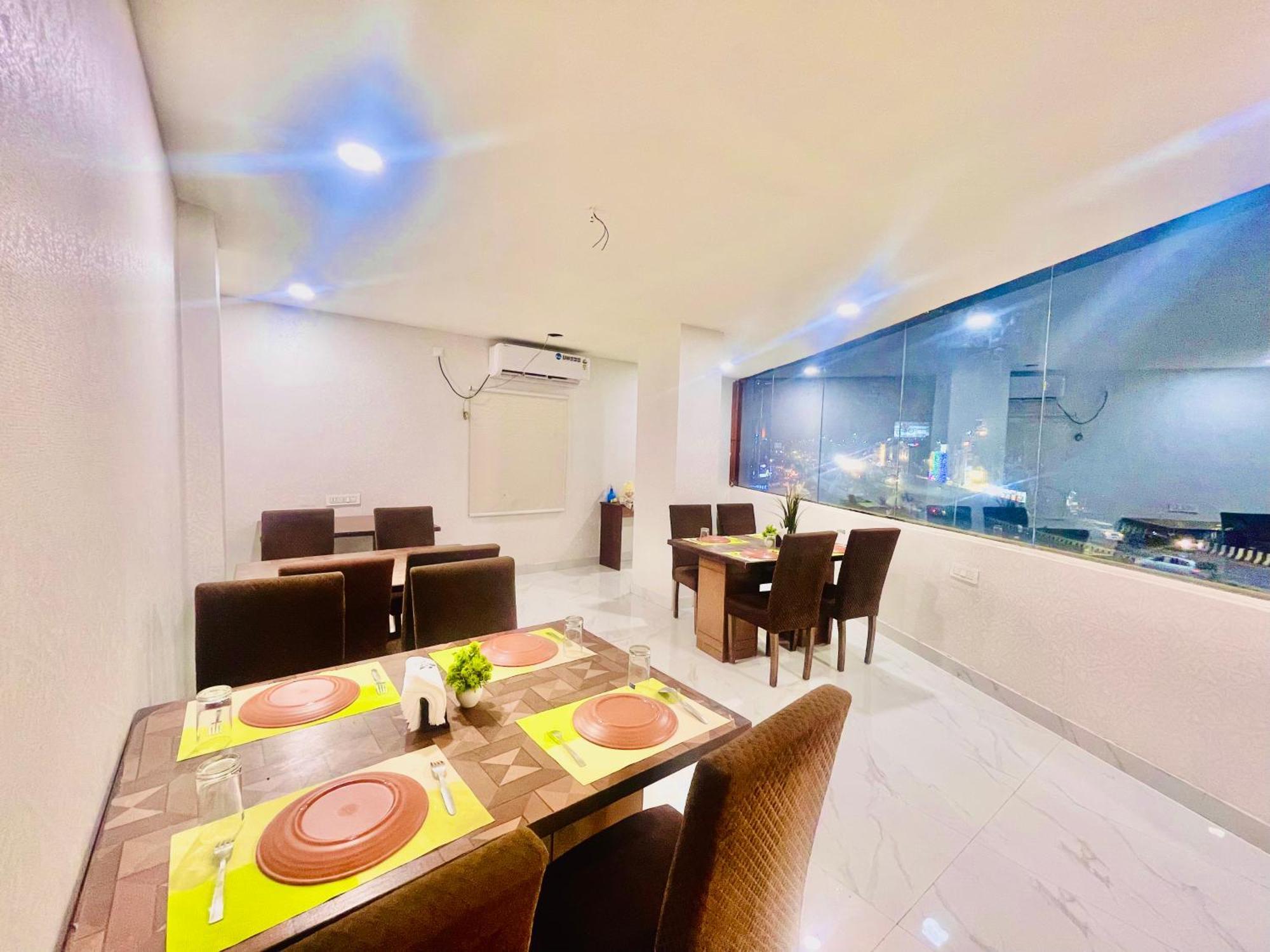 שמשבאד Hotel Eagle Grand Hyderabad Airport Zone מראה חיצוני תמונה
