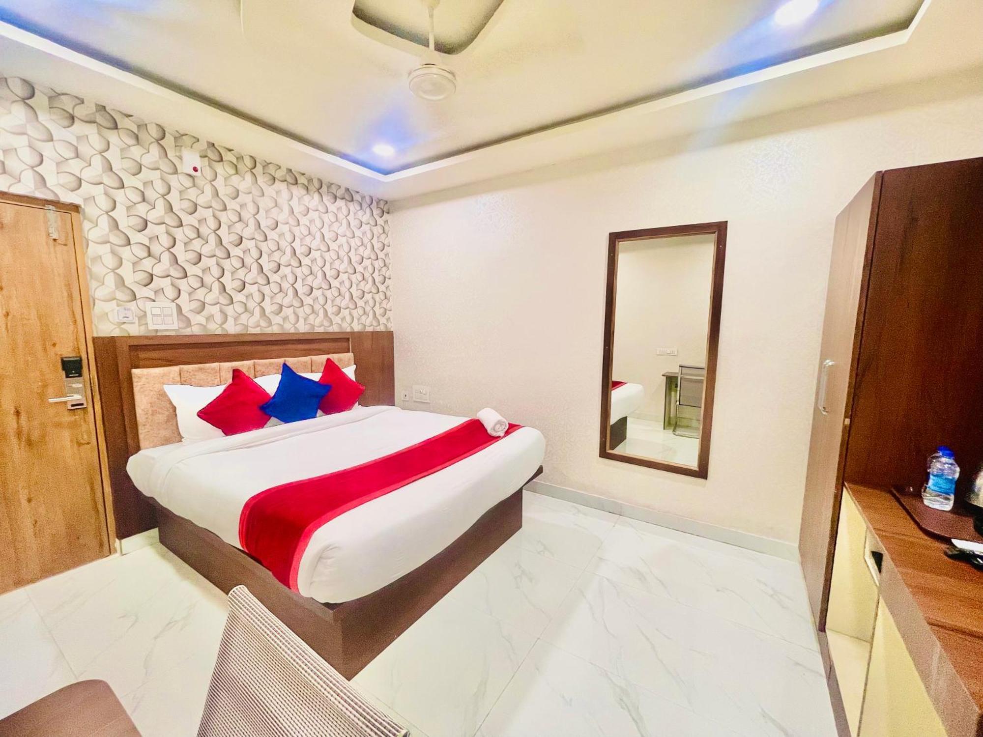 שמשבאד Hotel Eagle Grand Hyderabad Airport Zone מראה חיצוני תמונה