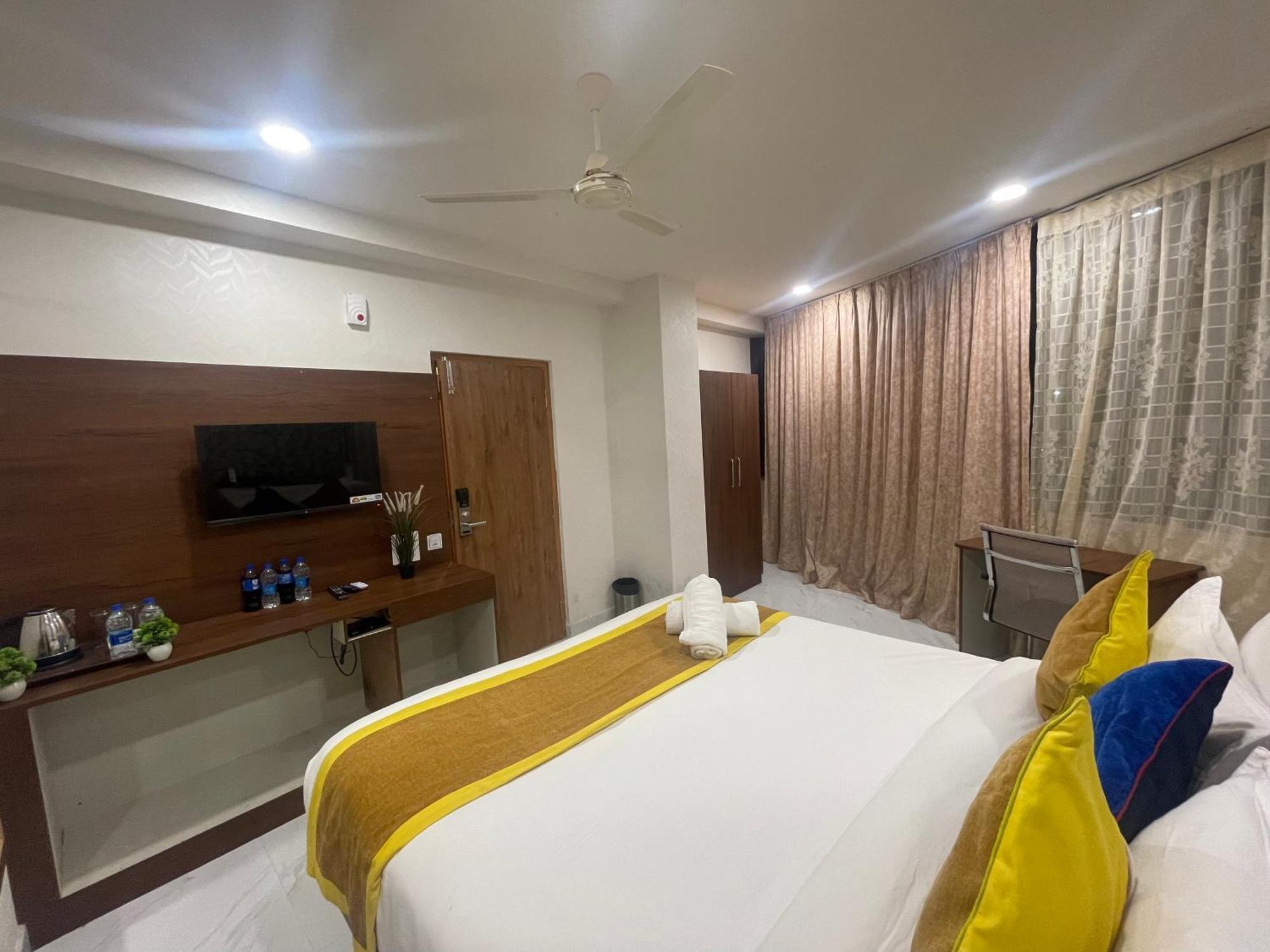 שמשבאד Hotel Eagle Grand Hyderabad Airport Zone מראה חיצוני תמונה